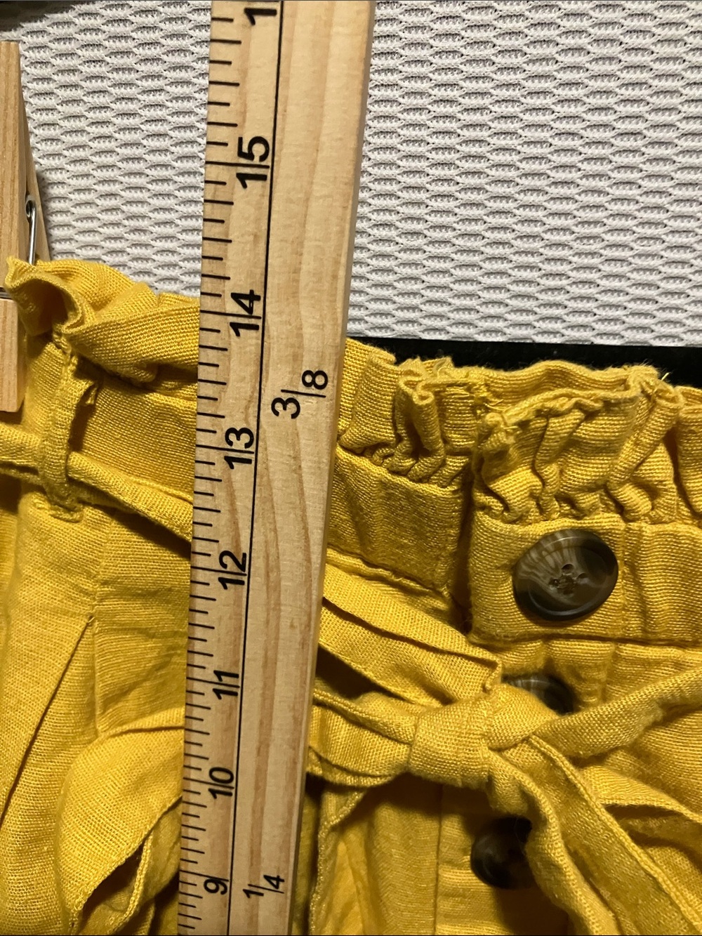 American Eagle Outfitters Yellow Paperbag Waist Tie-Front Shorts - Picture 4 of 13